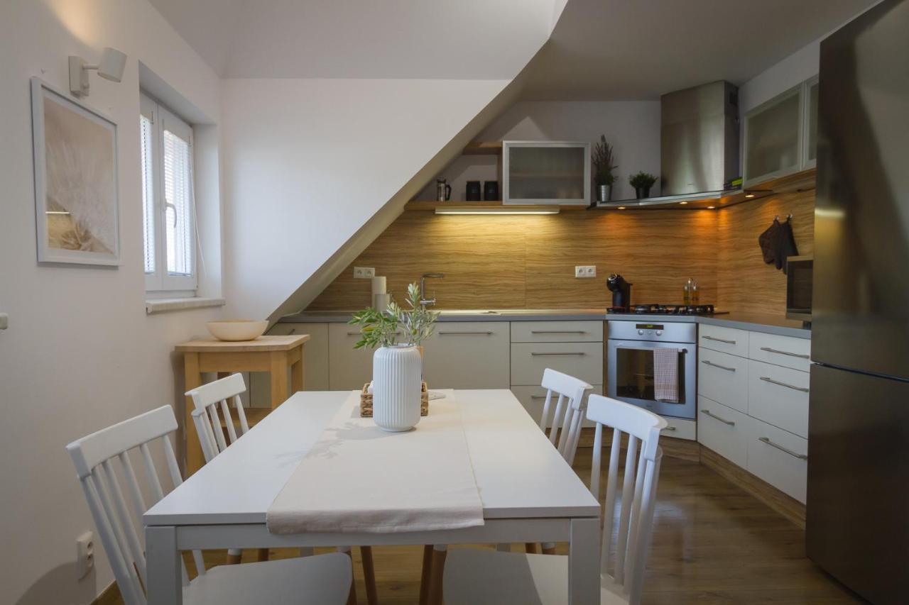 Maisonette With Terrace Apartment Pressburg